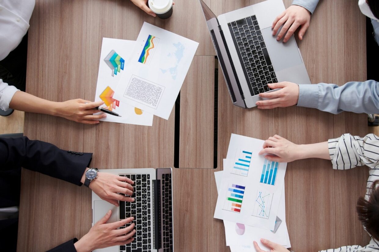 【ビジネスシーン別】生成AIのプロンプト活用例